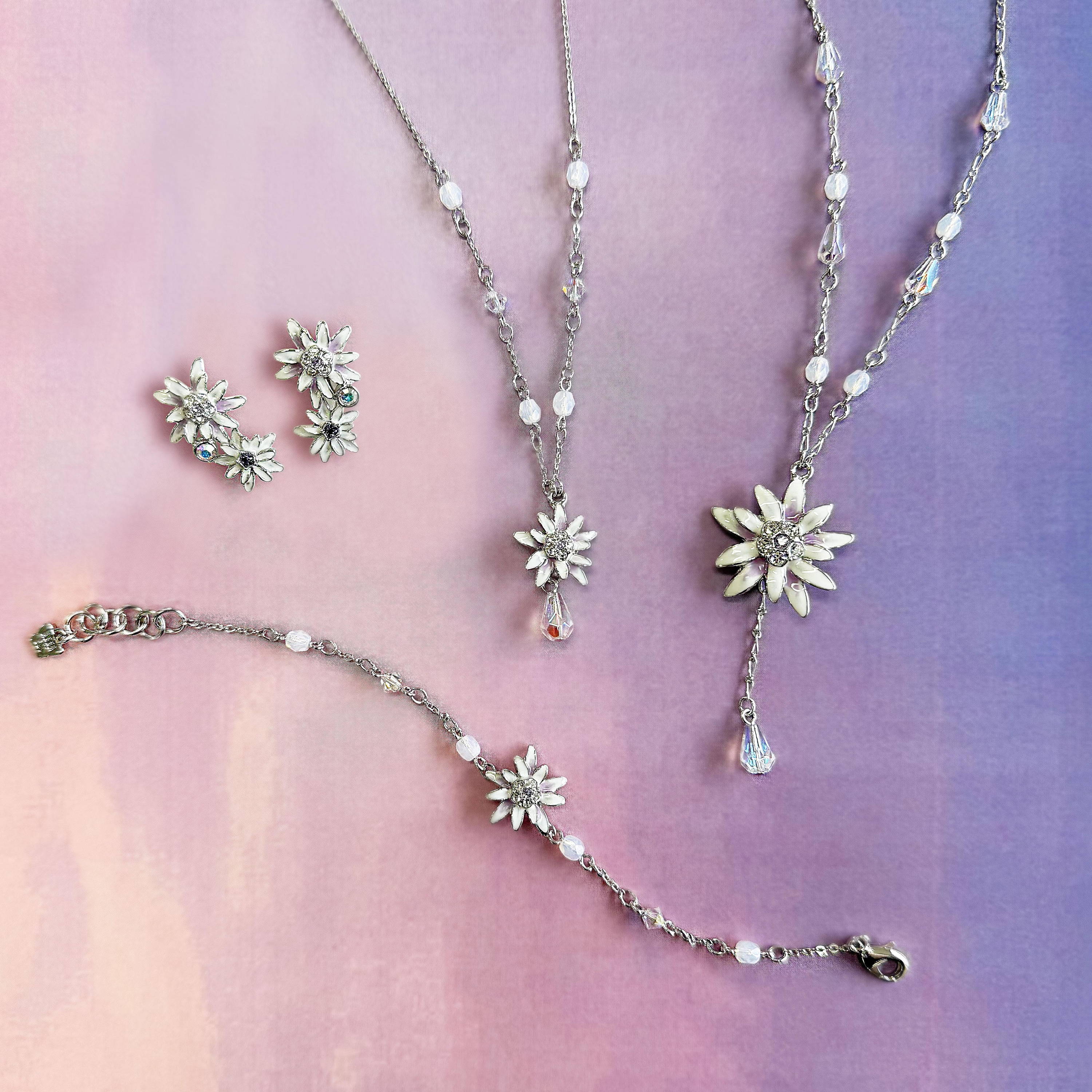 2022 Spring accessory – アナ スイ ジャパン 公式ウェブストア 2022 Spring accessory – アナ スイ ジャパン 公式ウェブストア